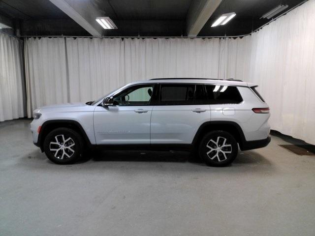 used 2024 Jeep Grand Cherokee L car, priced at $32,990