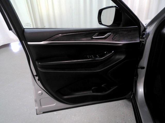 used 2024 Jeep Grand Cherokee L car, priced at $32,990