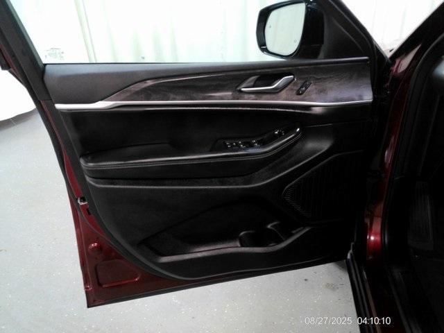 used 2024 Jeep Grand Cherokee L car, priced at $36,245