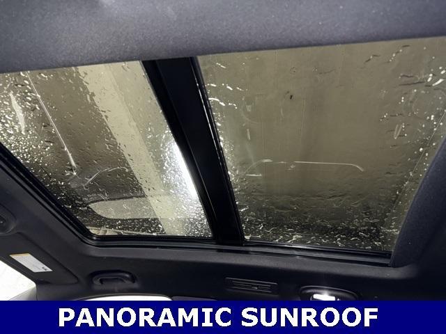 used 2025 Cadillac XT6 car, priced at $44,725