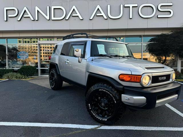 used 2008 Toyota FJ Cruiser car, priced at $18,695