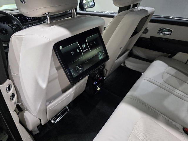 used 2021 Rolls-Royce Cullinan car, priced at $256,990