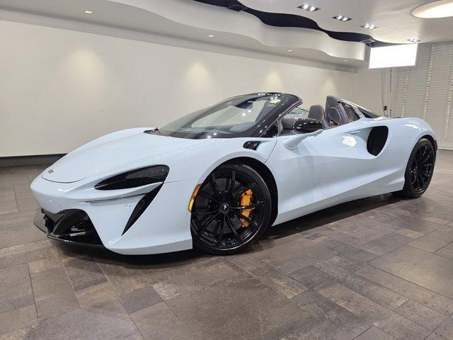 used 2025 McLaren Artura car, priced at $289,990
