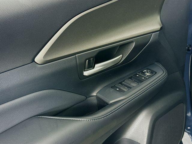 new 2025 Toyota Highlander car, priced at $41,039