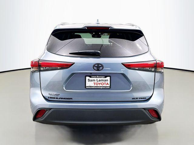 used 2021 Toyota Highlander car, priced at $34,650