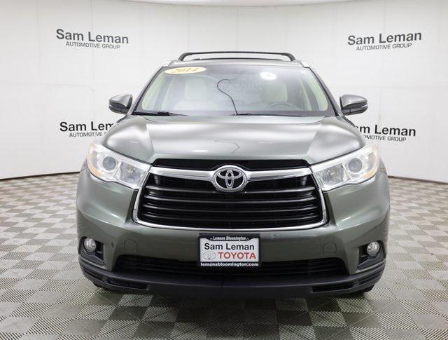 used 2014 Toyota Highlander car, priced at $12,450