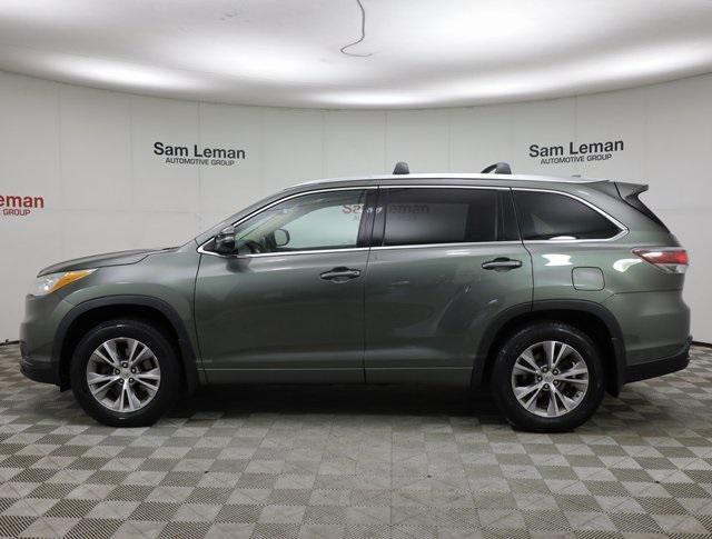 used 2014 Toyota Highlander car, priced at $12,450