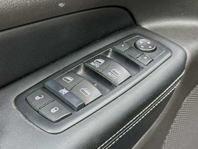 used 2015 Jeep Grand Cherokee car, priced at $16,350