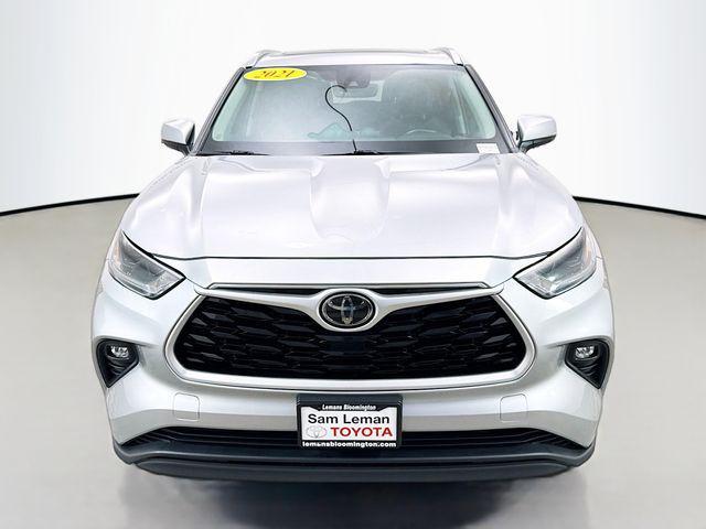 used 2021 Toyota Highlander car, priced at $31,350