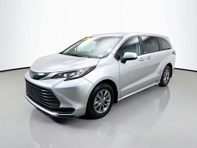used 2023 Toyota Sienna car, priced at $42,750