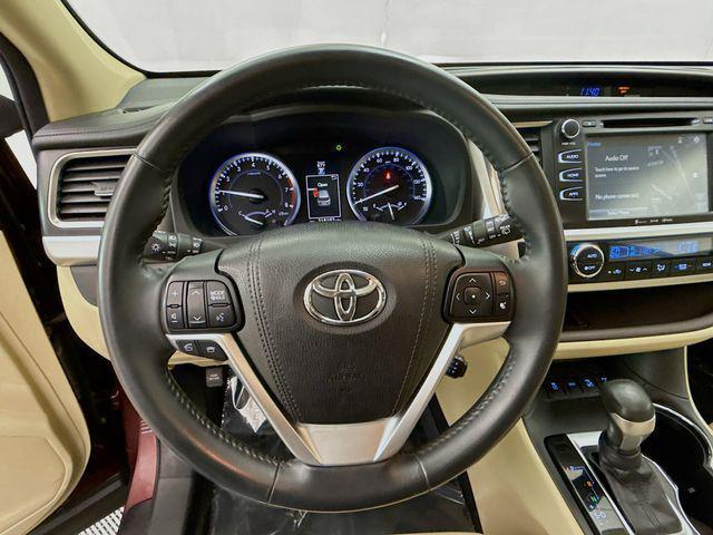 used 2016 Toyota Highlander car, priced at $13,850