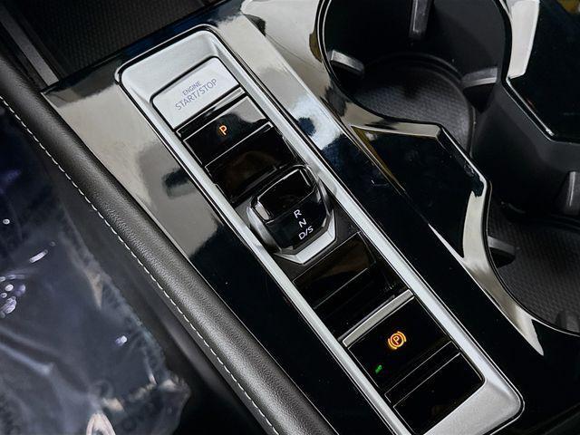 used 2024 Volkswagen Atlas Cross Sport car, priced at $33,750
