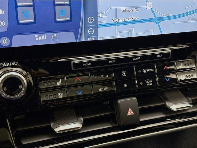 used 2022 Toyota Highlander car, priced at $46,650