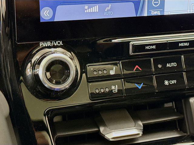 used 2022 Toyota Highlander car, priced at $46,650