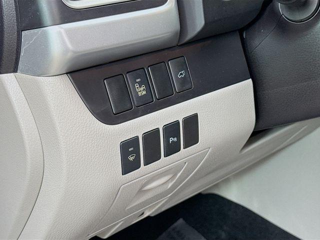 used 2014 Toyota Highlander car, priced at $20,950