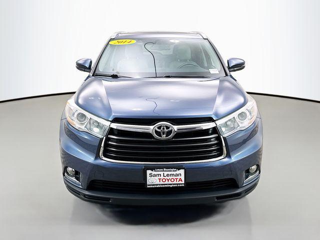 used 2014 Toyota Highlander car, priced at $20,950