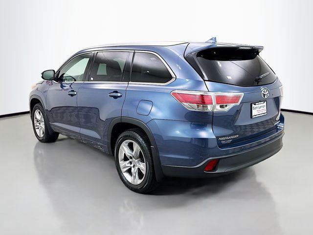 used 2014 Toyota Highlander car, priced at $20,950