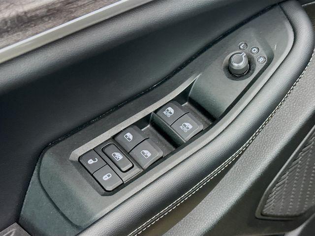 used 2024 Jeep Grand Cherokee car, priced at $39,750