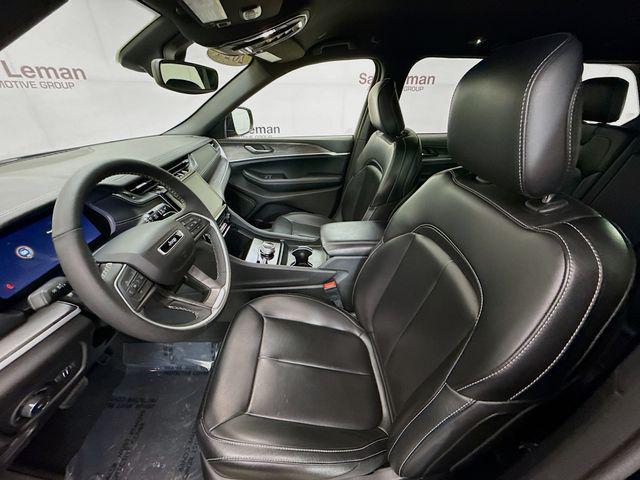 used 2024 Jeep Grand Cherokee car, priced at $39,750
