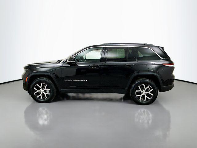 used 2024 Jeep Grand Cherokee car, priced at $39,750
