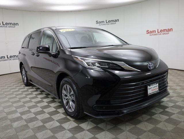 used 2023 Toyota Sienna car, priced at $39,750