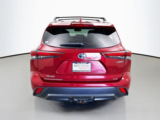 used 2022 Toyota Highlander Hybrid car, priced at $32,250