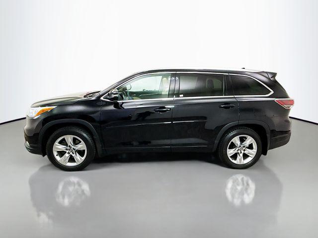 used 2016 Toyota Highlander car, priced at $21,450