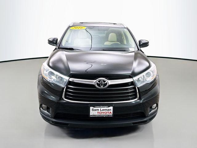 used 2016 Toyota Highlander car, priced at $21,450