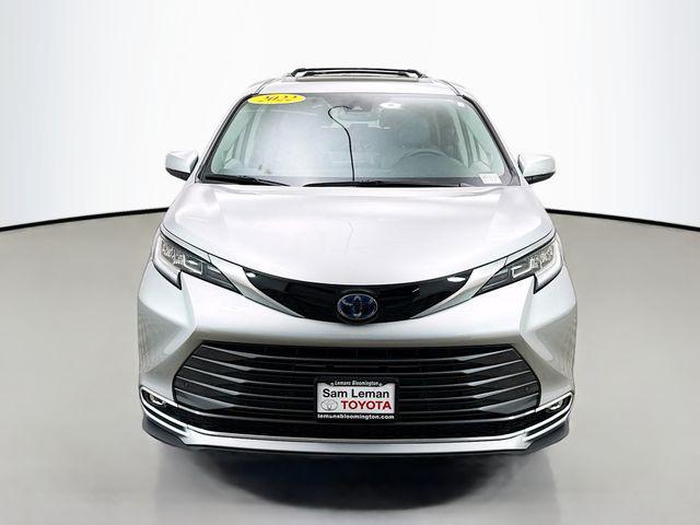 used 2022 Toyota Sienna car, priced at $49,650