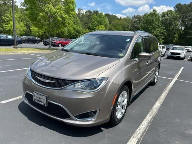 used 2017 Chrysler Pacifica car, priced at $13,900