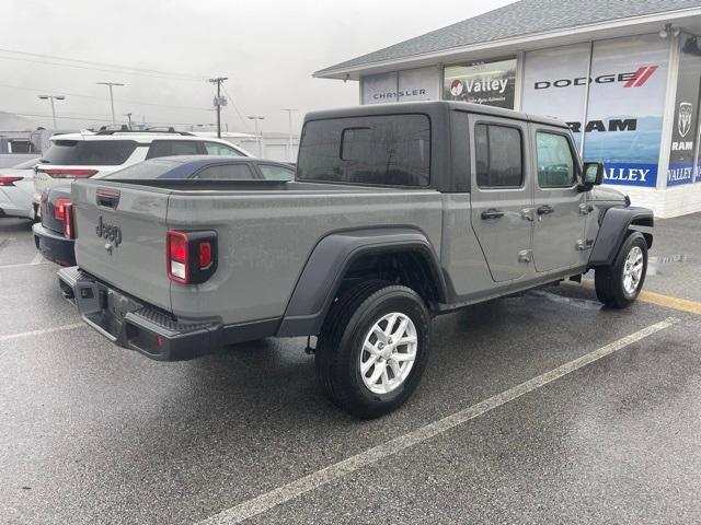 used 2023 Jeep Gladiator car, priced at $32,998