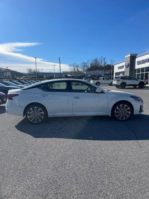 new 2024 Nissan Altima car, priced at $36,450