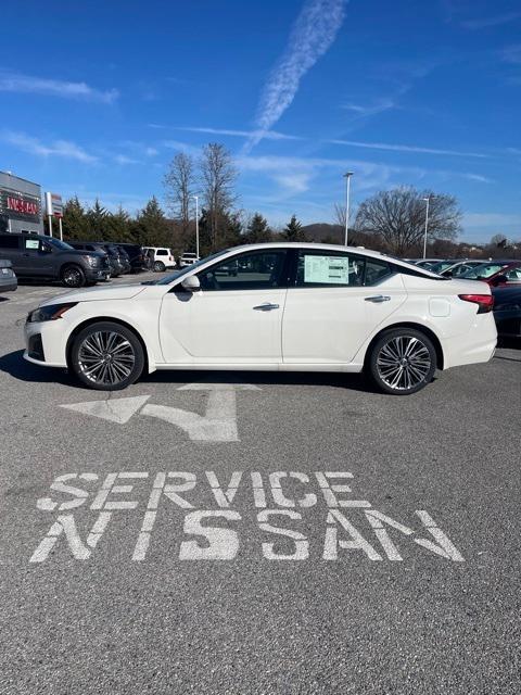 new 2024 Nissan Altima car, priced at $36,450