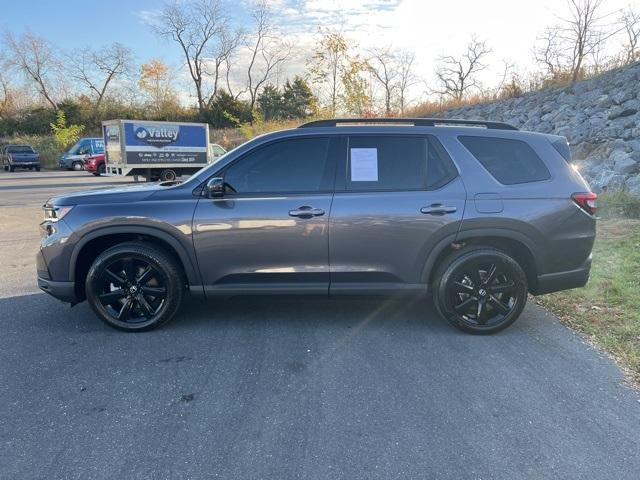 used 2025 Honda Pilot car, priced at $51,566