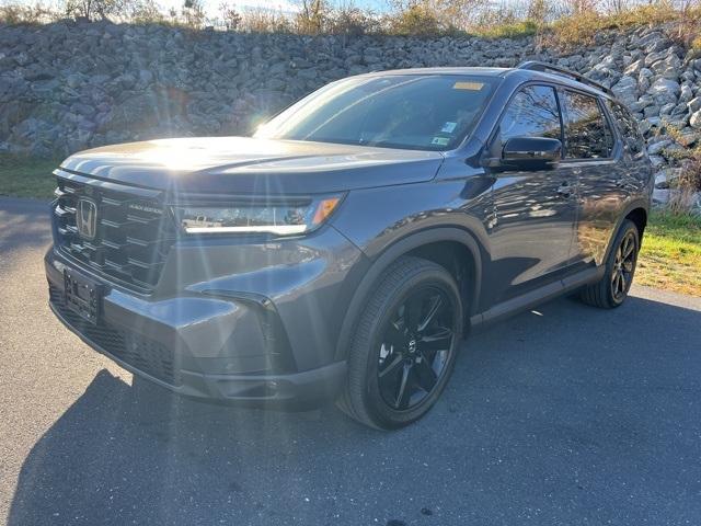 used 2025 Honda Pilot car, priced at $53,998