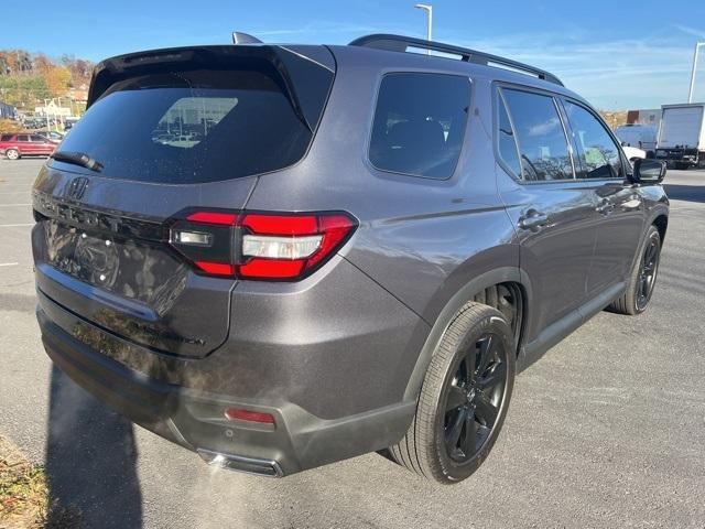 used 2025 Honda Pilot car, priced at $53,998