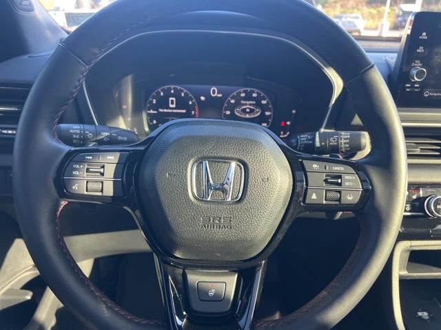 used 2025 Honda Pilot car, priced at $53,998