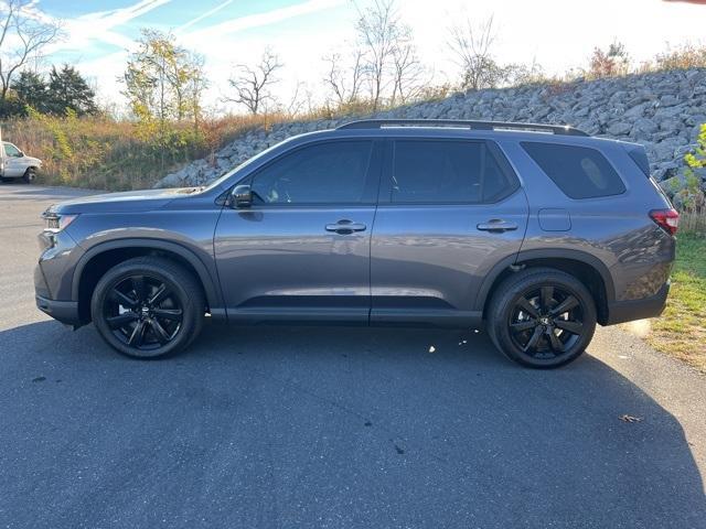 used 2025 Honda Pilot car, priced at $53,998