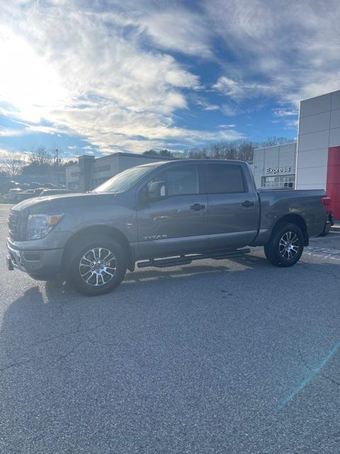 new 2024 Nissan Titan car, priced at $58,420