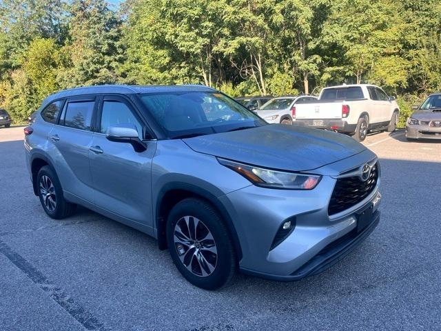 used 2020 Toyota Highlander car, priced at $36,219