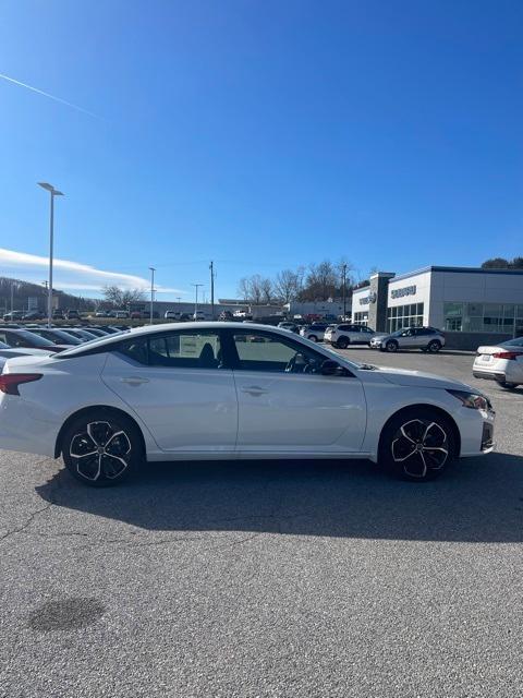 new 2024 Nissan Altima car, priced at $35,340