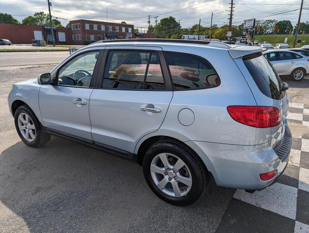 used 2008 Hyundai Santa Fe car, priced at $7,000