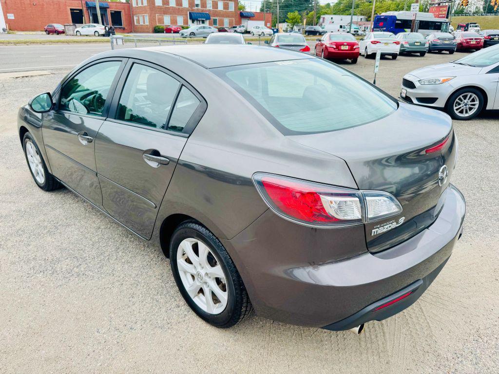 used 2010 Mazda Mazda3 car, priced at $5,900