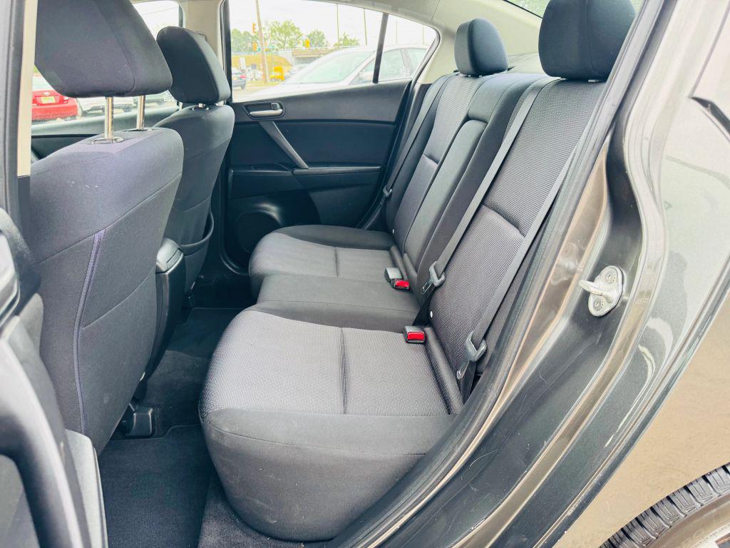 used 2010 Mazda Mazda3 car, priced at $5,900
