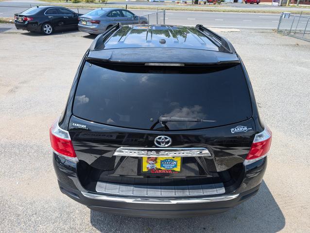 used 2013 Toyota Highlander car, priced at $14,800