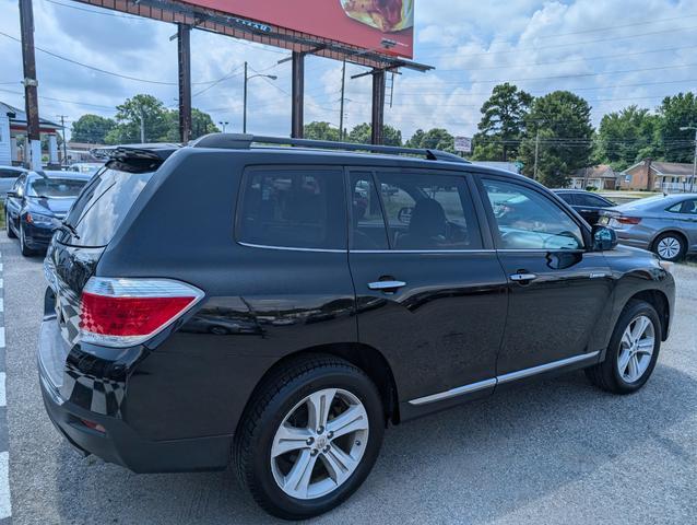 used 2013 Toyota Highlander car, priced at $14,800