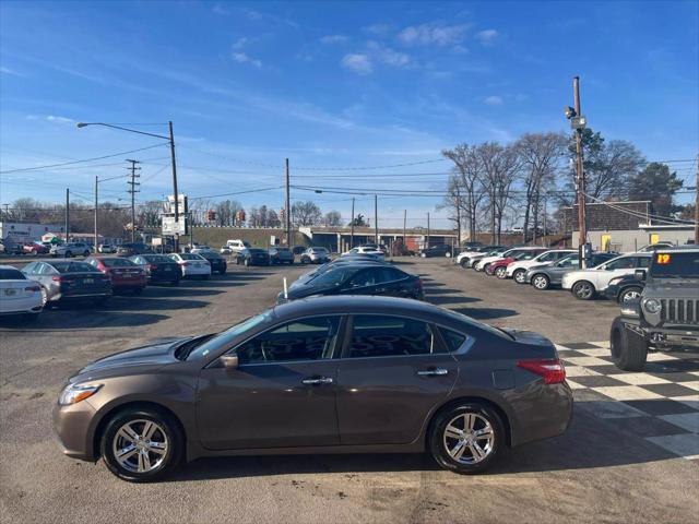 used 2016 Nissan Altima car