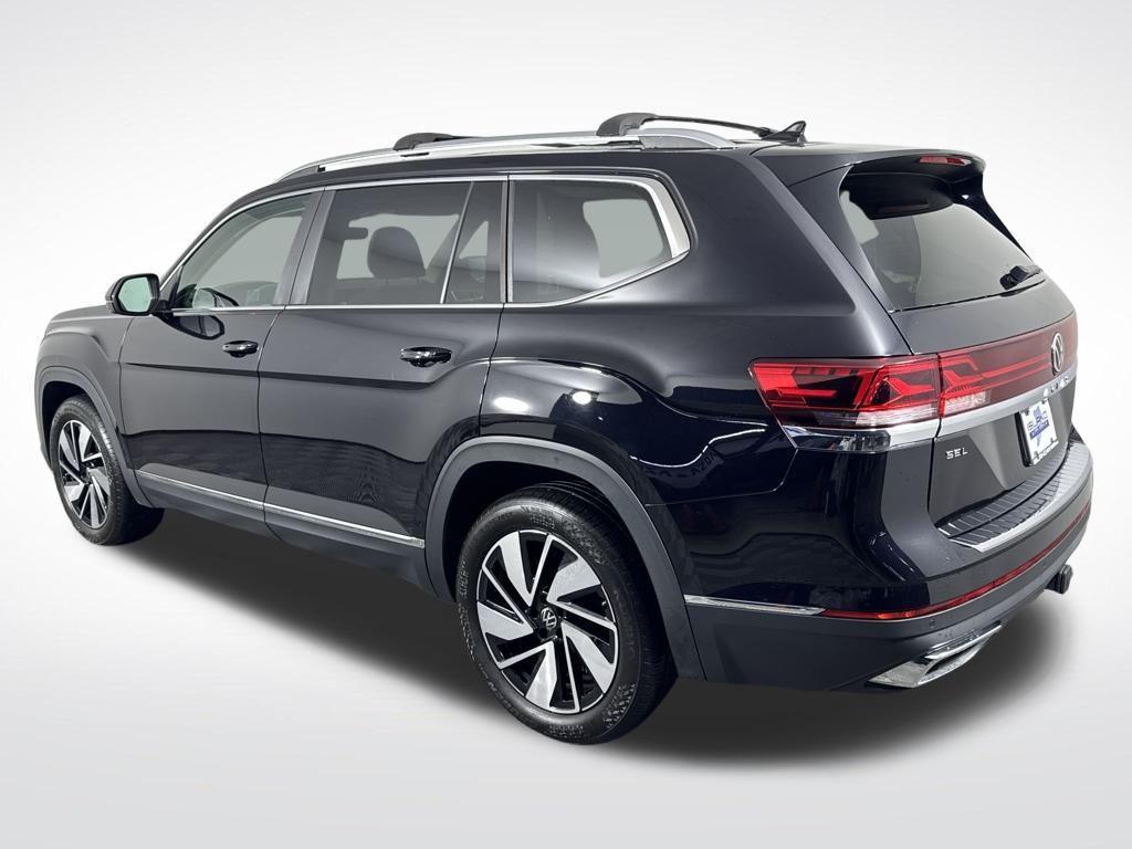 used 2024 Volkswagen Atlas car, priced at $34,950