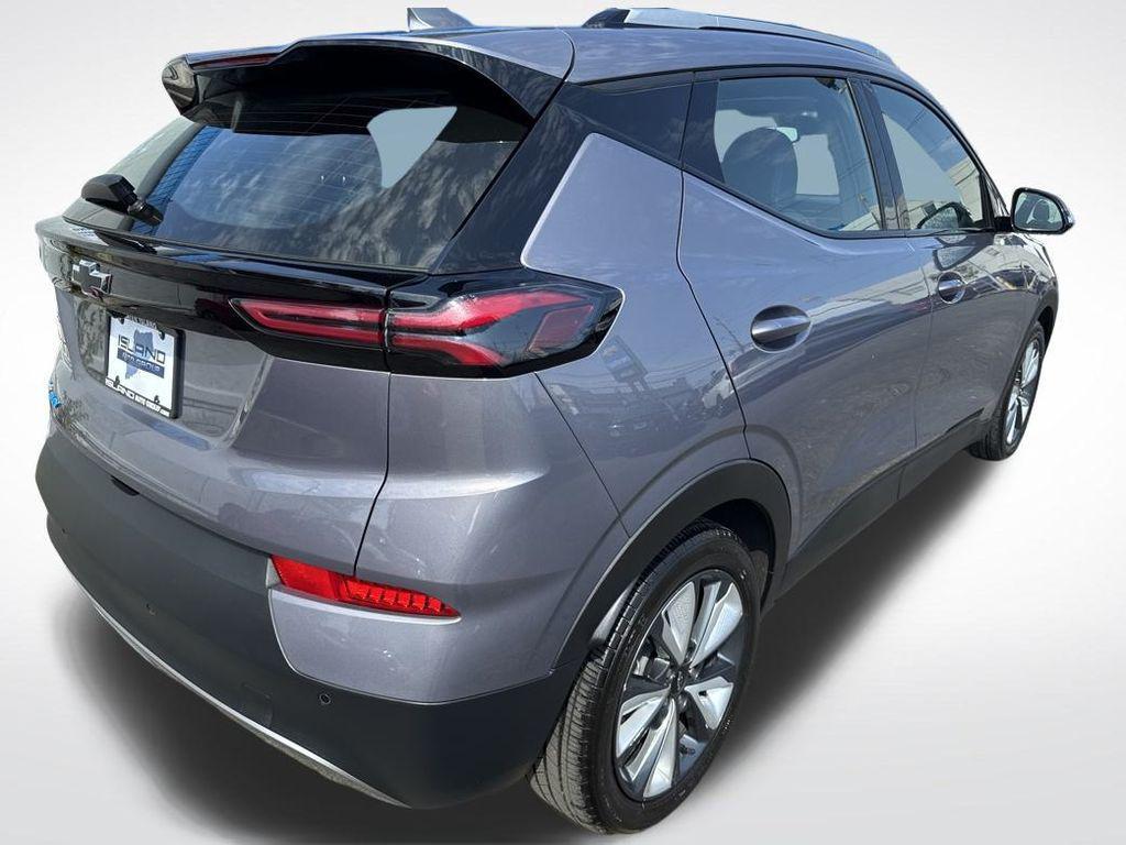 used 2022 Chevrolet Bolt EUV car, priced at $16,999