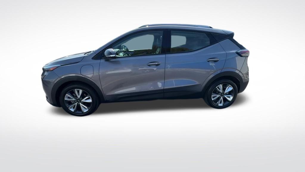 used 2022 Chevrolet Bolt EUV car, priced at $16,999